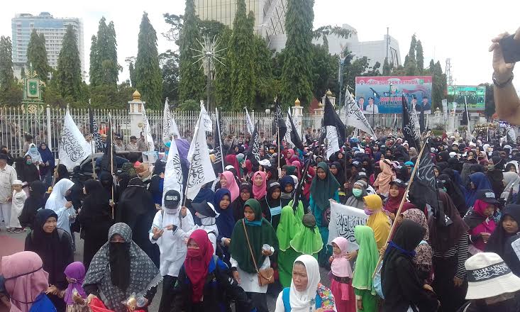 Protes Pembakaran Bendera Tauhid, Ribuan Umat Islam di Pekanbaru Gelar Aksi Turun ke Jalan 